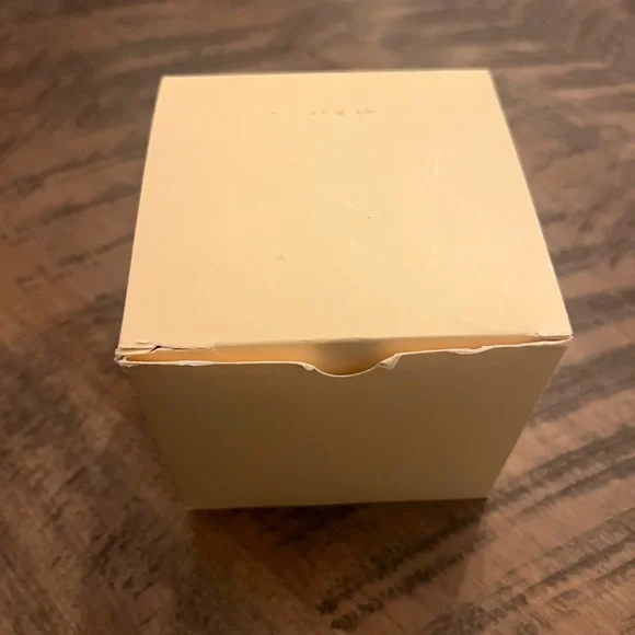 Tory Burch Gigi Watch Gift Set - Picture 6 of 8